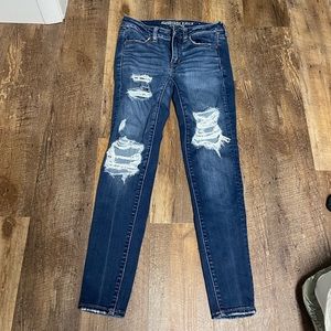 American Eagle skinny jeans size 2 short